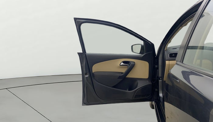 2014 Volkswagen Polo HIGHLINE1.2L, Petrol, Manual, 70,578 km, LHS Front Door