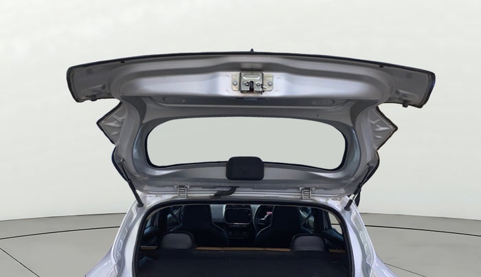 2020 Renault Kwid RXT 1.0 AMT (O), Petrol, Automatic, 55,015 km, Boot Door Open