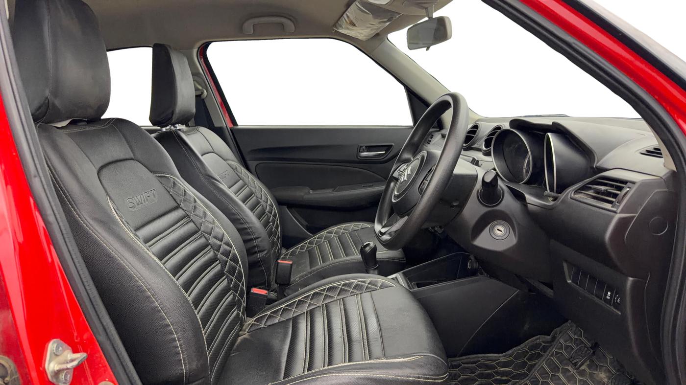2023 Maruti Swift VXI, Petrol, Manual, 11,027 km, Right Side Front Door Cabin