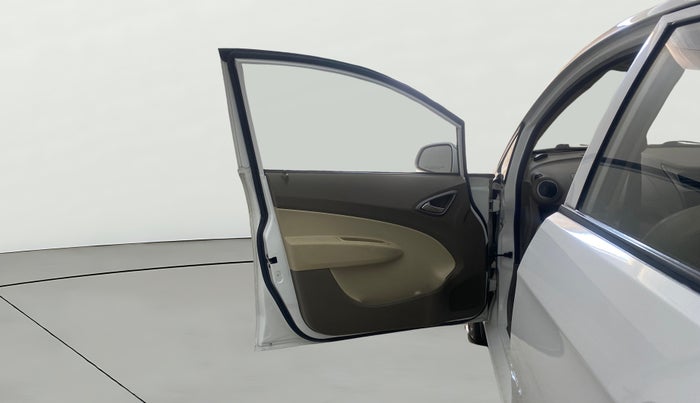 2013 Chevrolet Sail UVA 1.2 LS ABS, Petrol, Manual, 57,577 km, LHS Front Door