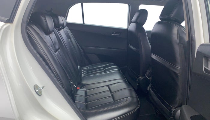 2016 Hyundai Creta SX PLUS AT 1.6 PETROL, Petrol, Automatic, 92,737 km, Right Side Rear Door Cabin