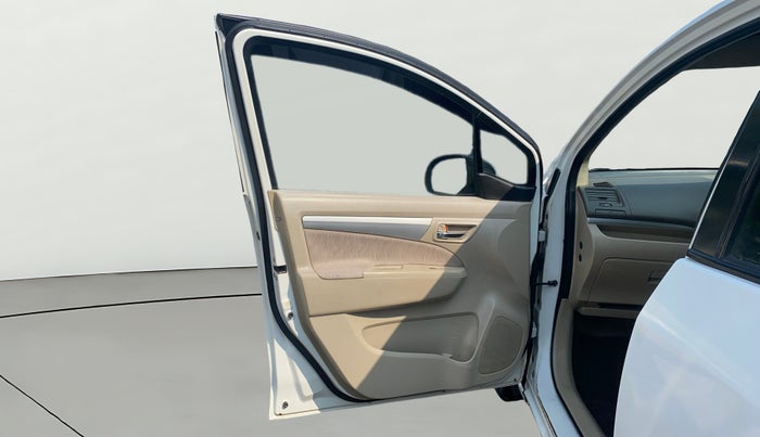 2013 Maruti Ertiga VDI, Diesel, Manual, 96,260 km, LHS Front Door