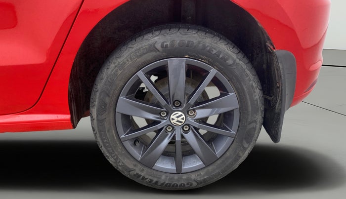 2017 Volkswagen Polo HIGHLINE1.2L, Petrol, Manual, 59,095 km, Left Rear Wheel