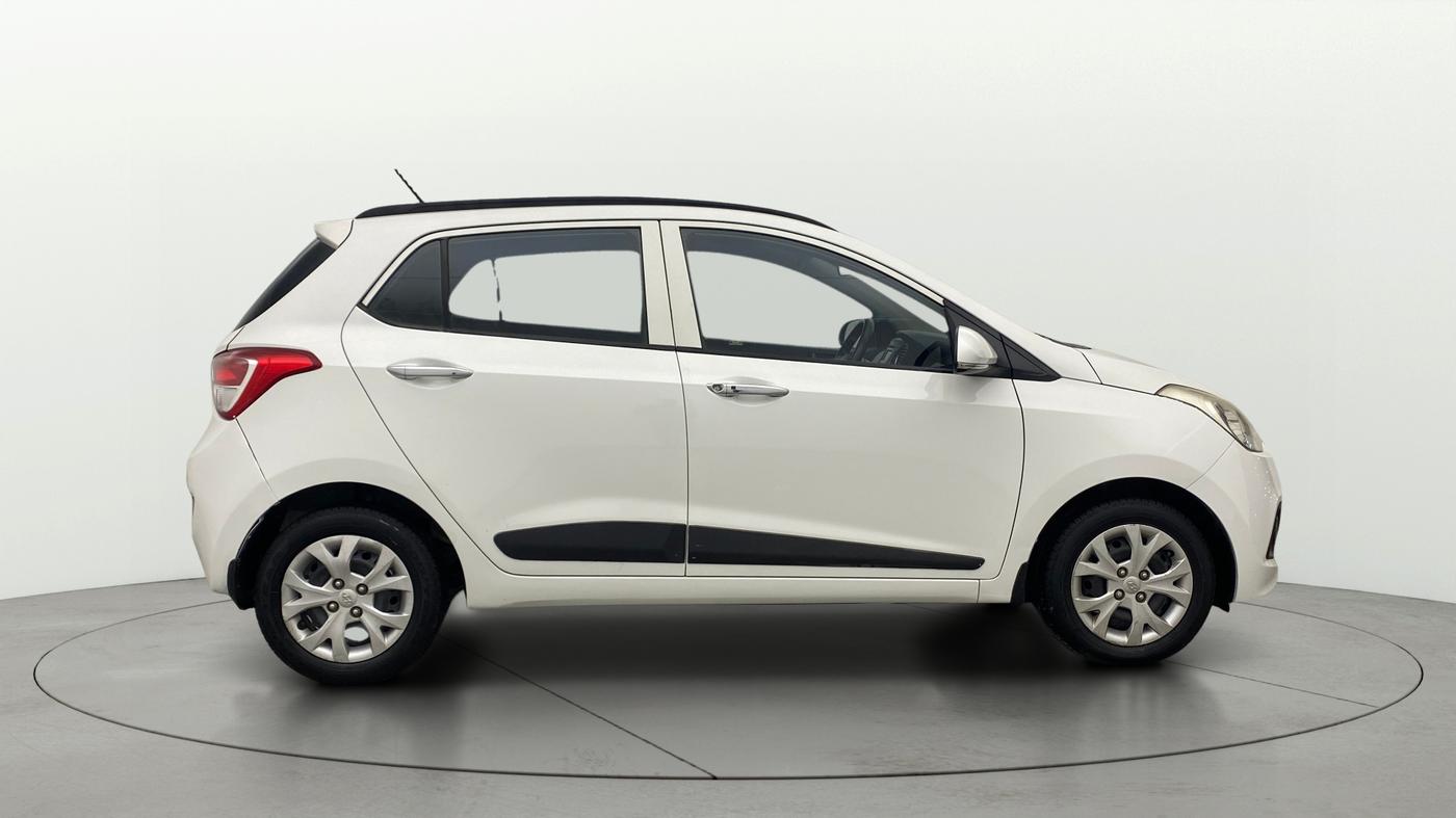 2014 Hyundai Grand i10 SPORTZ 1.2 KAPPA VTVT, Petrol, Manual, 92,943 km, Right Side View