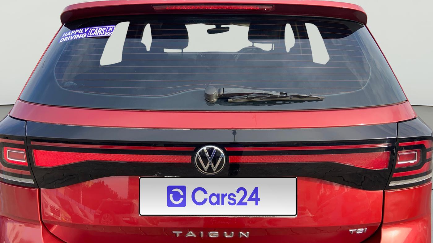 2021 Volkswagen TAIGUN TOPLINE 1.0 TSI MT, Petrol, Manual, 1,02,490 km, Rear Windshield