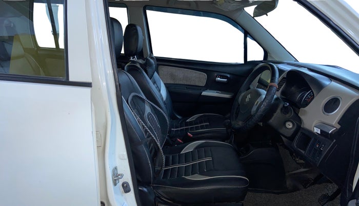 2013 Maruti Wagon R 1.0 VXI, Petrol, Manual, 38,044 km, Right Side Front Door Cabin