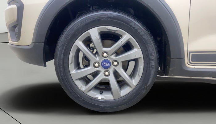 2019 Ford FREESTYLE TITANIUM 1.2 PETROL, Petrol, Manual, 34,363 km, Left Front Wheel