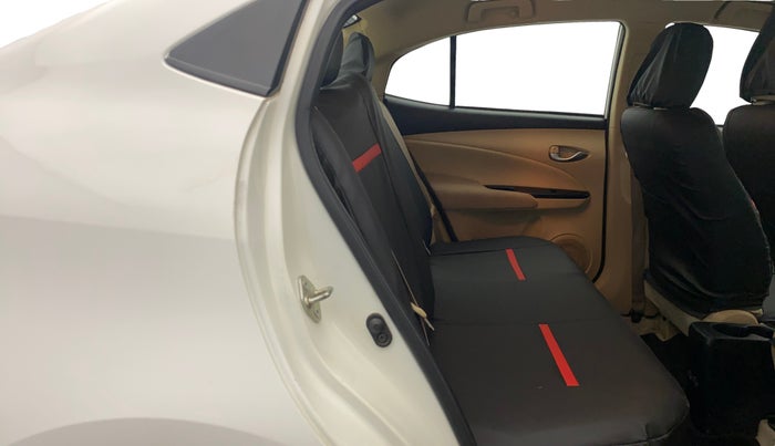 2021 Toyota YARIS G MT, Petrol, Manual, 44,822 km, Right Side Rear Door Cabin