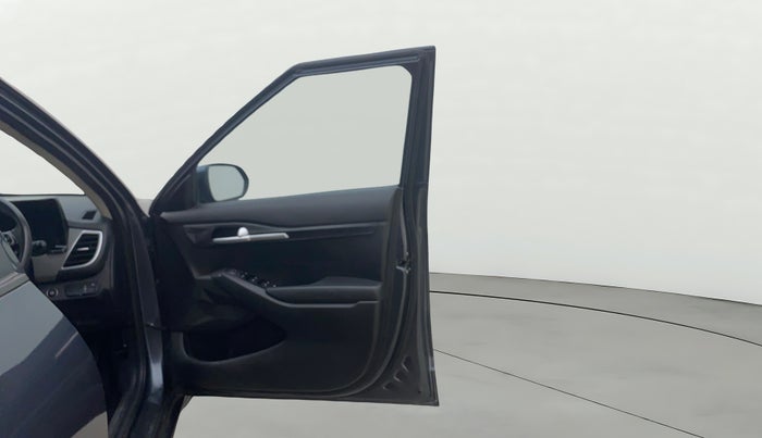 2020 KIA SELTOS HTK PLUS 1.5, Petrol, Manual, 54,573 km, RHS Front Door