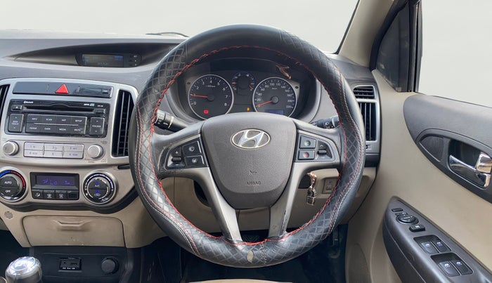2013 Hyundai i20 SPORTZ 1.2, Petrol, Manual, 35,215 km, Steering Wheel Close Up