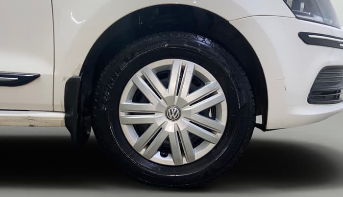 2019 Volkswagen Polo TRENDLINE 1.0L, Petrol, Manual, 59,454 km, Right Front Wheel