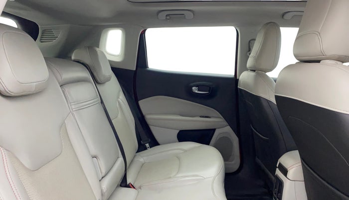 2019 Jeep Compass LIMITED PLUS DIESEL, Diesel, Manual, 86,158 km, Right Side Rear Door Cabin