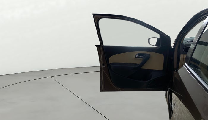 2016 Volkswagen Ameo HIGHLINE1.2L, Petrol, Manual, 27,425 km, LHS Front Door