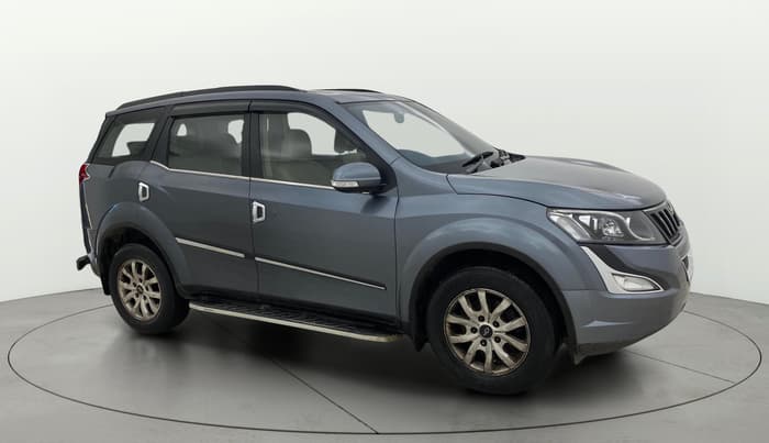 2016 Mahindra XUV500 W10 AT, Diesel, Automatic, 78,940 km, SRP