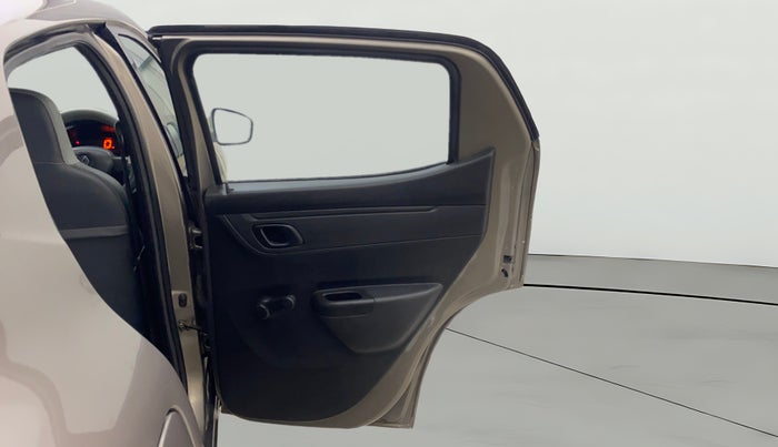 2017 Renault Kwid RXT 1.0 AMT, Petrol, Automatic, 74,551 km, RHS Rear Door