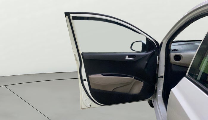 2018 Hyundai Xcent SX 1.2, Petrol, Manual, 48,169 km, LHS Front Door