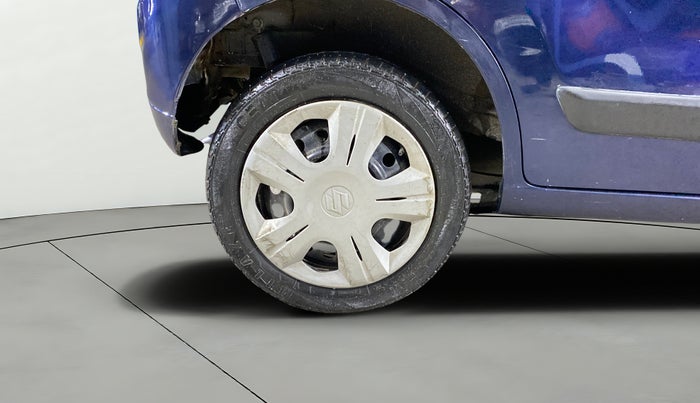 2018 Maruti Wagon R 1.0 VXI, Petrol, Manual, 31,396 km, Right Rear Wheel