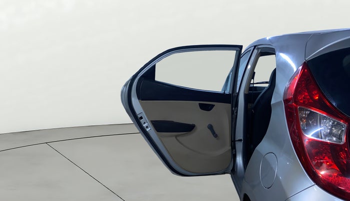 2017 Hyundai Eon ERA +, Petrol, Manual, 47,628 km, LHS Rear Door