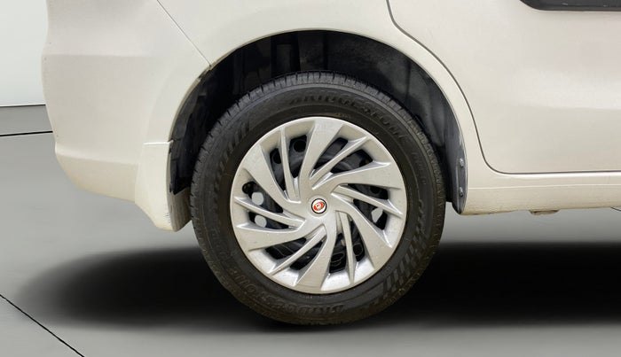 2015 Maruti Ertiga VXI CNG, CNG, Manual, 72,278 km, Right Rear Wheel