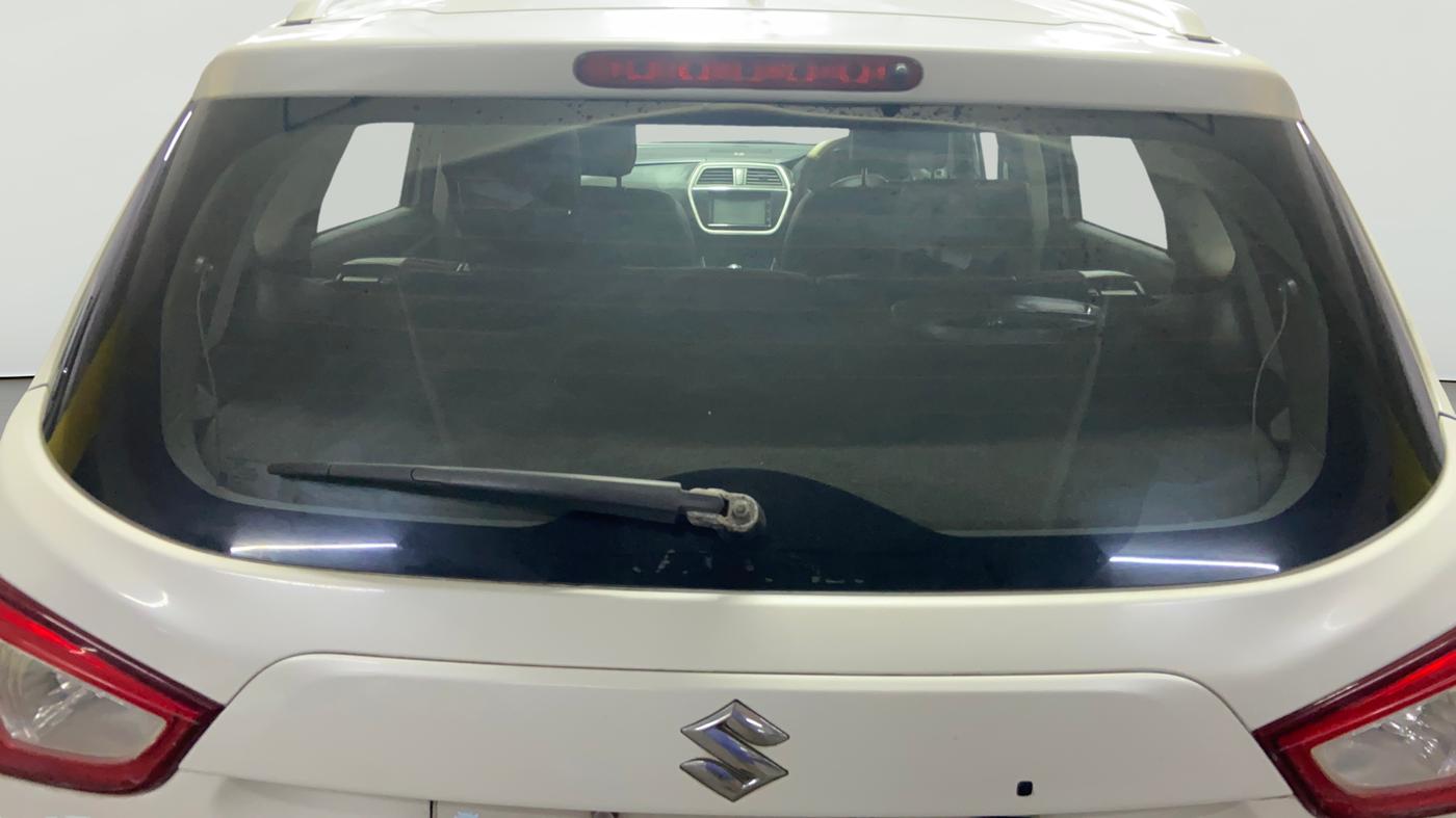 2015 Maruti S Cross ZETA 1.6, Diesel, Manual, 1,23,328 km, Rear Windshield