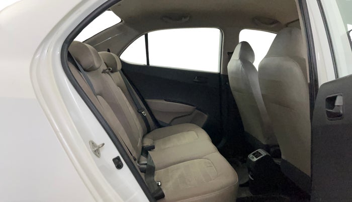 2018 Hyundai Xcent S 1.2, Petrol, Manual, 74,070 km, Right Side Rear Door Cabin