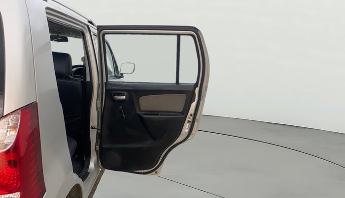 2015 Maruti Wagon R 1.0 LXI, Petrol, Manual, 78,805 km, RHS Rear Door