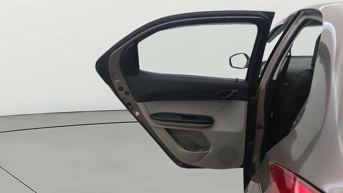 2019 Tata Tiago XZ PETROL, Petrol, Manual, 26,370 km, LHS Rear Door