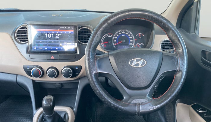 2014 Hyundai Grand i10 MAGNA 1.2 KAPPA VTVT, Petrol, Manual, 1,15,838 km, Steering Wheel Close Up