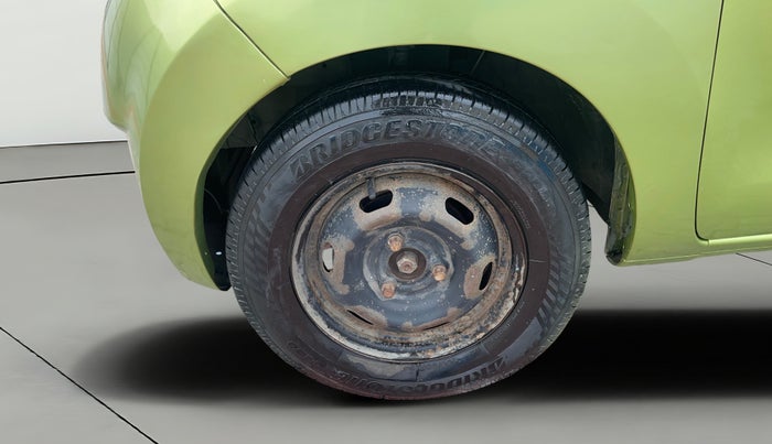 2016 Datsun Redi Go S, Petrol, Manual, 95,733 km, Left Front Wheel