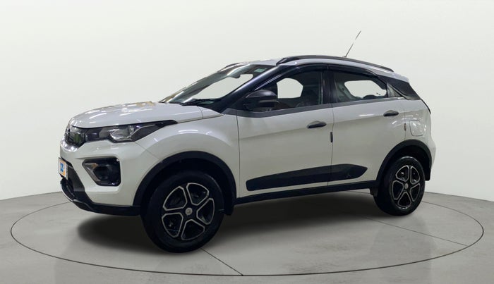 2022 Tata NEXON XM SUNROOF DIESEL, Diesel, Manual, 53,077 km, Left Front Diagonal