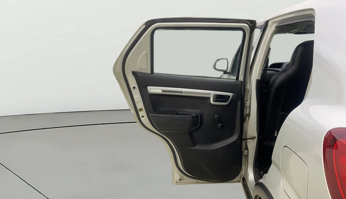 2019 Maruti S PRESSO VXI AMT, CNG, Automatic, 32,974 km, LHS Rear Door