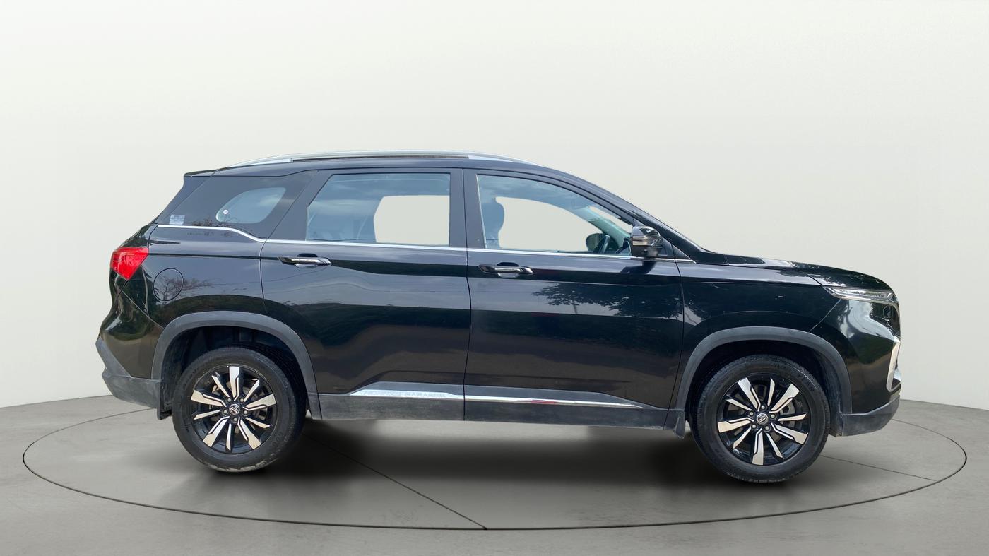 2021 MG HECTOR SHARP 1.5 TURBO HYBRID MT DUAL TONE, Petrol, Manual, 48,307 km, Right Side View