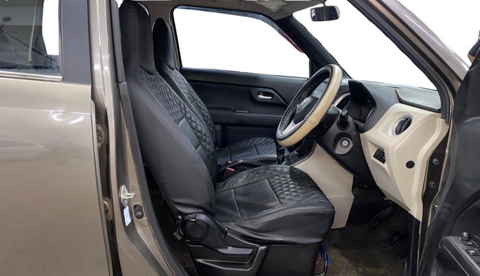 2020 Maruti New Wagon-R ZXI 1.2, Petrol, Manual, 25,955 km, Right Side Front Door Cabin