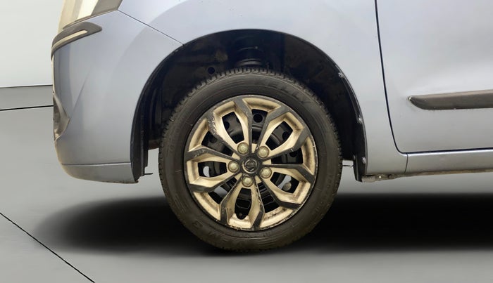 2012 Maruti Wagon R 1.0 VXI, Petrol, Manual, 37,326 km, Left Front Wheel