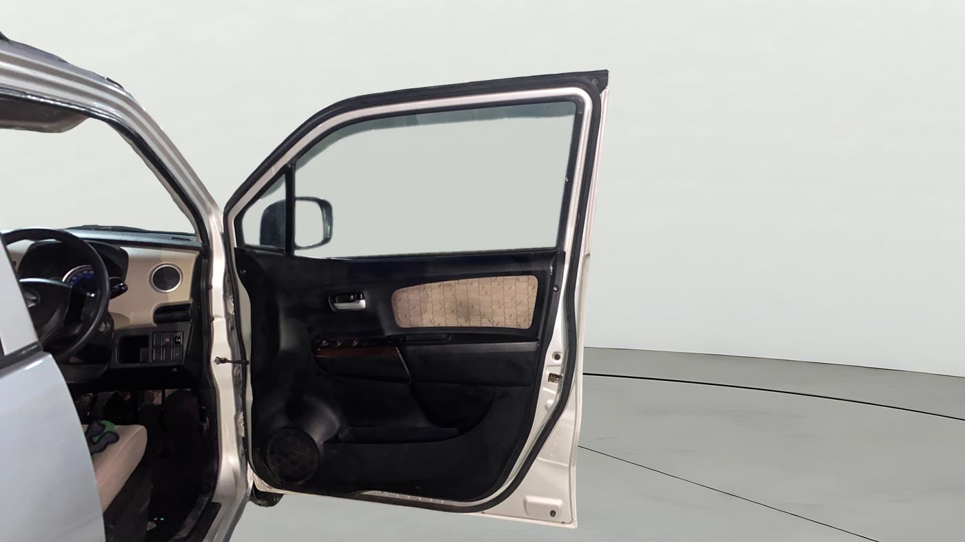 2018 Maruti Wagon R 1.0 VXI, Petrol, Manual, 79,787 km, RHS Front Door