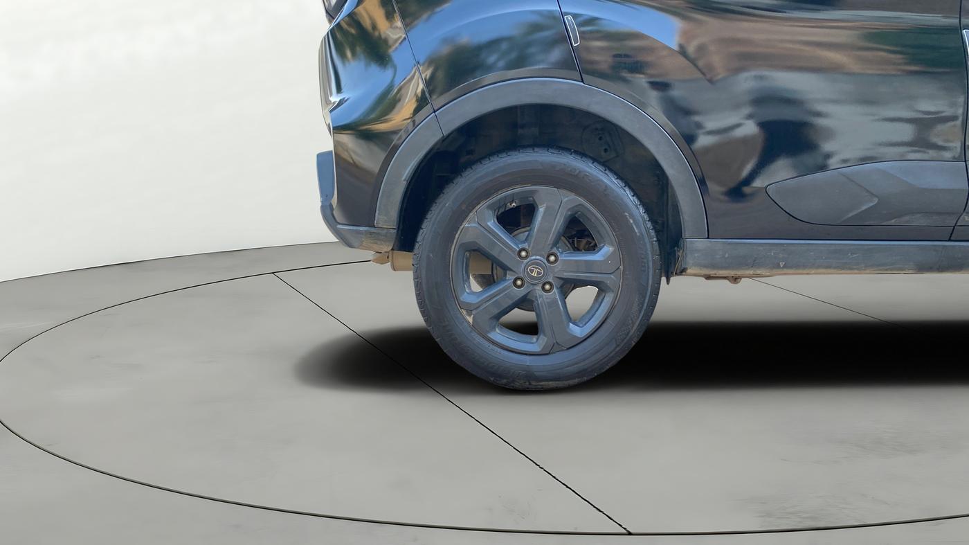 2021 Tata NEXON XZ PLUS PETROL DARK EDITION, Petrol, Manual, 1,07,792 km, Right Rear Wheel