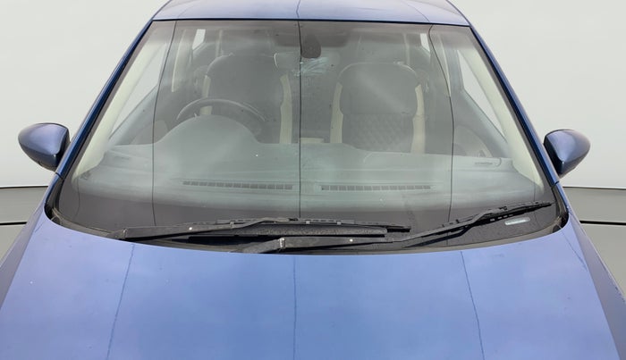 2017 Volkswagen Ameo HIGHLINE1.5L, Diesel, Manual, 80,666 km, Front Windshield