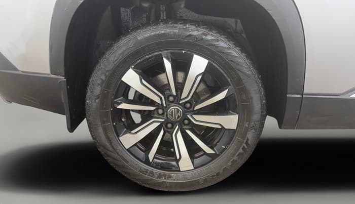 2019 MG HECTOR SHARP 1.5 DCT PETROL, Petrol, Automatic, 1,01,720 km, Right Rear Wheel