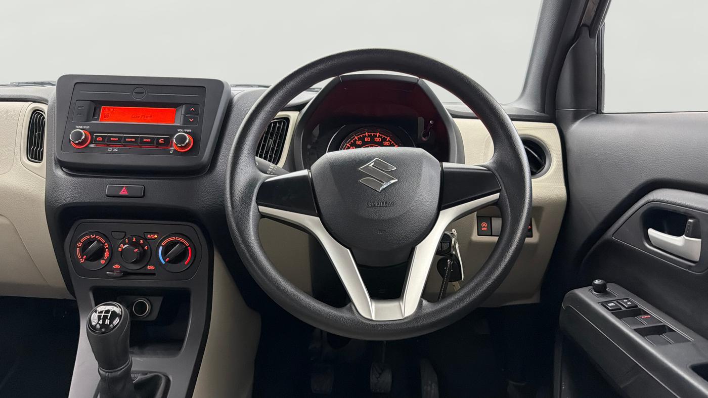 2024 Maruti New Wagon-R VXI 1.0, Petrol, Manual, 5,925 km, Steering Wheel Close Up
