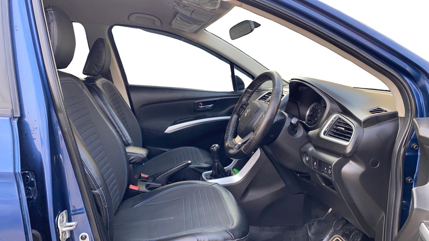 2021 Maruti S Cross ZETA 1.5, Petrol, Manual, 28,416 km, Right Side Front Door Cabin