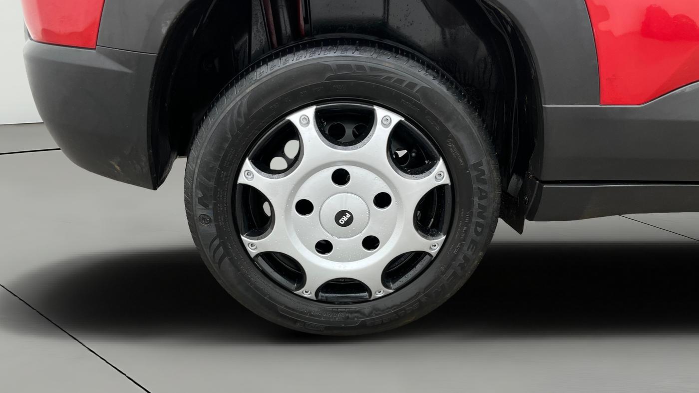 2024 Maruti BREZZA LXI, Petrol, Manual, 50,719 km, Right Rear Wheel