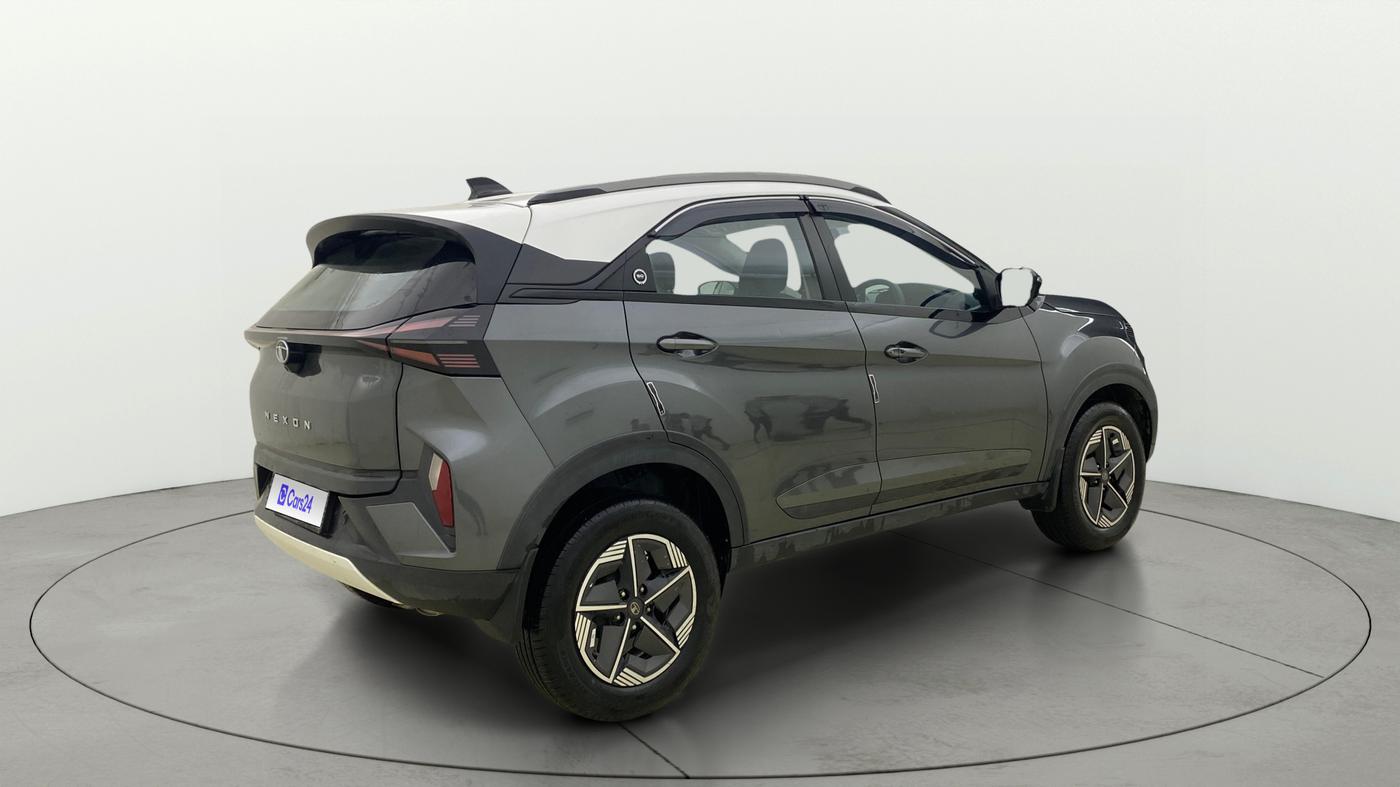 2023 Tata NEXON CREATIVE DUAL TONE 1.2 PETROL, Petrol, Manual, 13,722 km, Right Back Diagonal