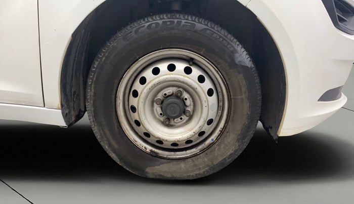 2020 Tata ALTROZ XE PETROL, Petrol, Manual, 72,750 km, Right Front Wheel