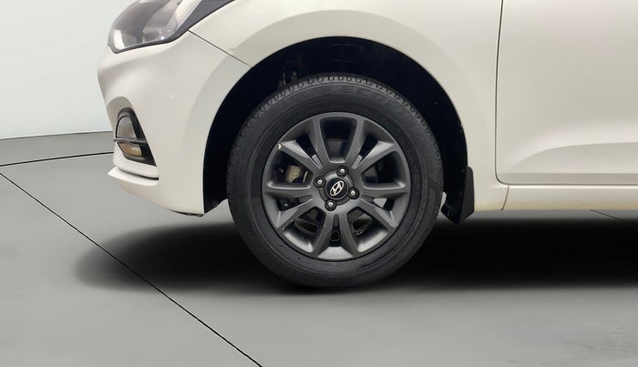 2020 Hyundai Elite i20 SPORTZ PLUS 1.2 DUAL TONE, Petrol, Manual, 27,176 km, Left Front Wheel