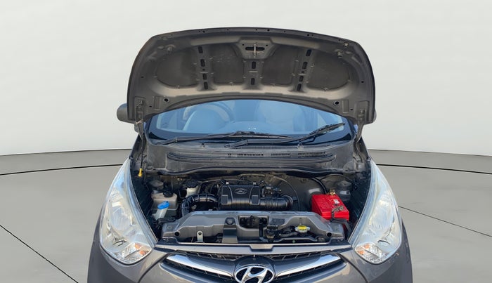 2015 Hyundai Eon MAGNA +, Petrol, Manual, 68,938 km, Open Bonet