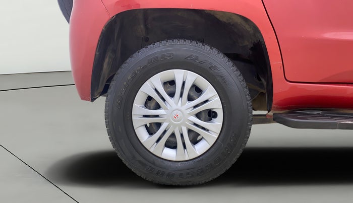 2016 Mahindra TUV300 T6, Diesel, Manual, 73,681 km, Right Rear Wheel