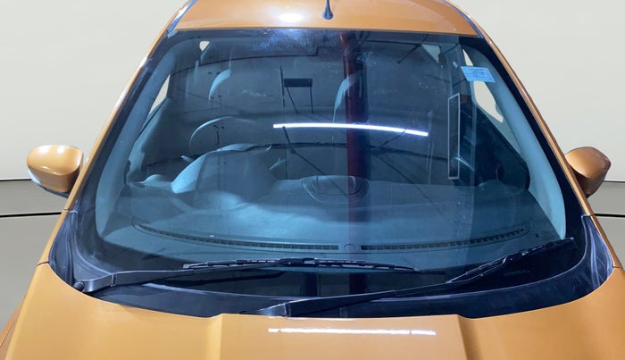 2017 Ford New Figo TREND 1.2 PETROL, Petrol, Manual, 11,261 km, Front Windshield