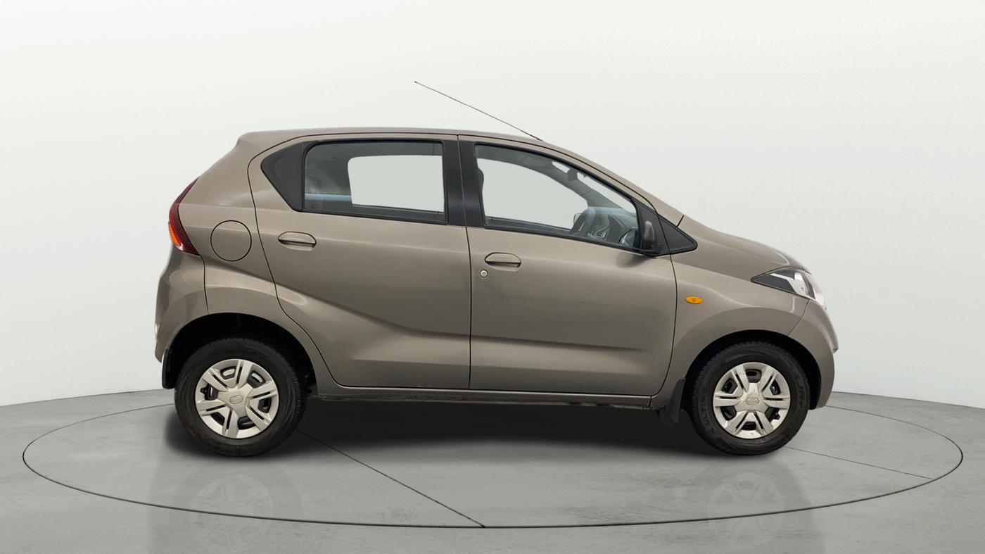 2018 Datsun Redi Go S 1.0 AMT, Petrol, Automatic, 28,250 km, Right Side View