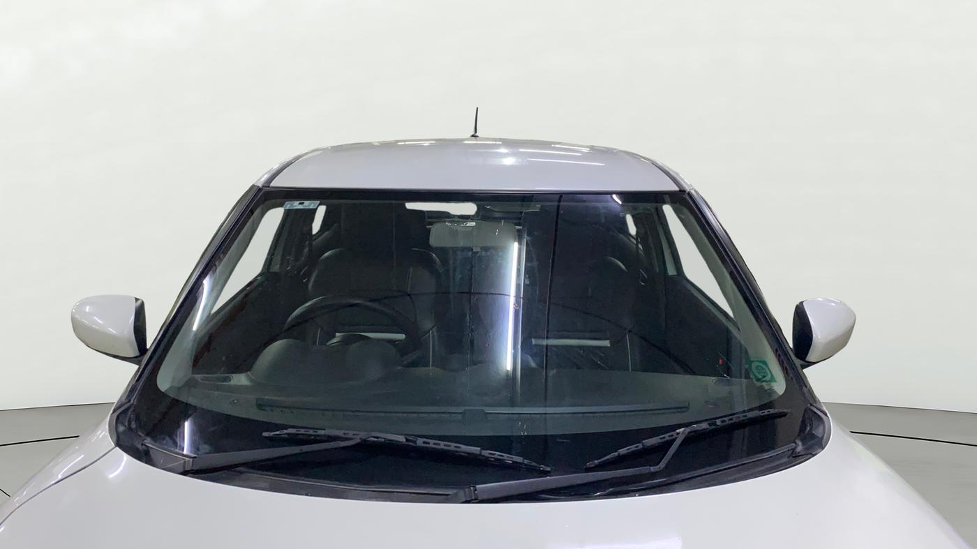 2022 Maruti Swift ZXI, Petrol, Manual, 44,785 km, Front Windshield