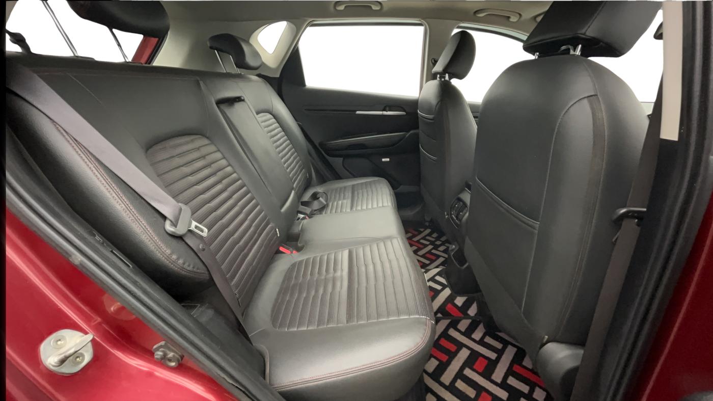2020 KIA SONET GTX PLUS 1.5 AT, Diesel, Automatic, 65,360 km, Right Side Rear Door Cabin